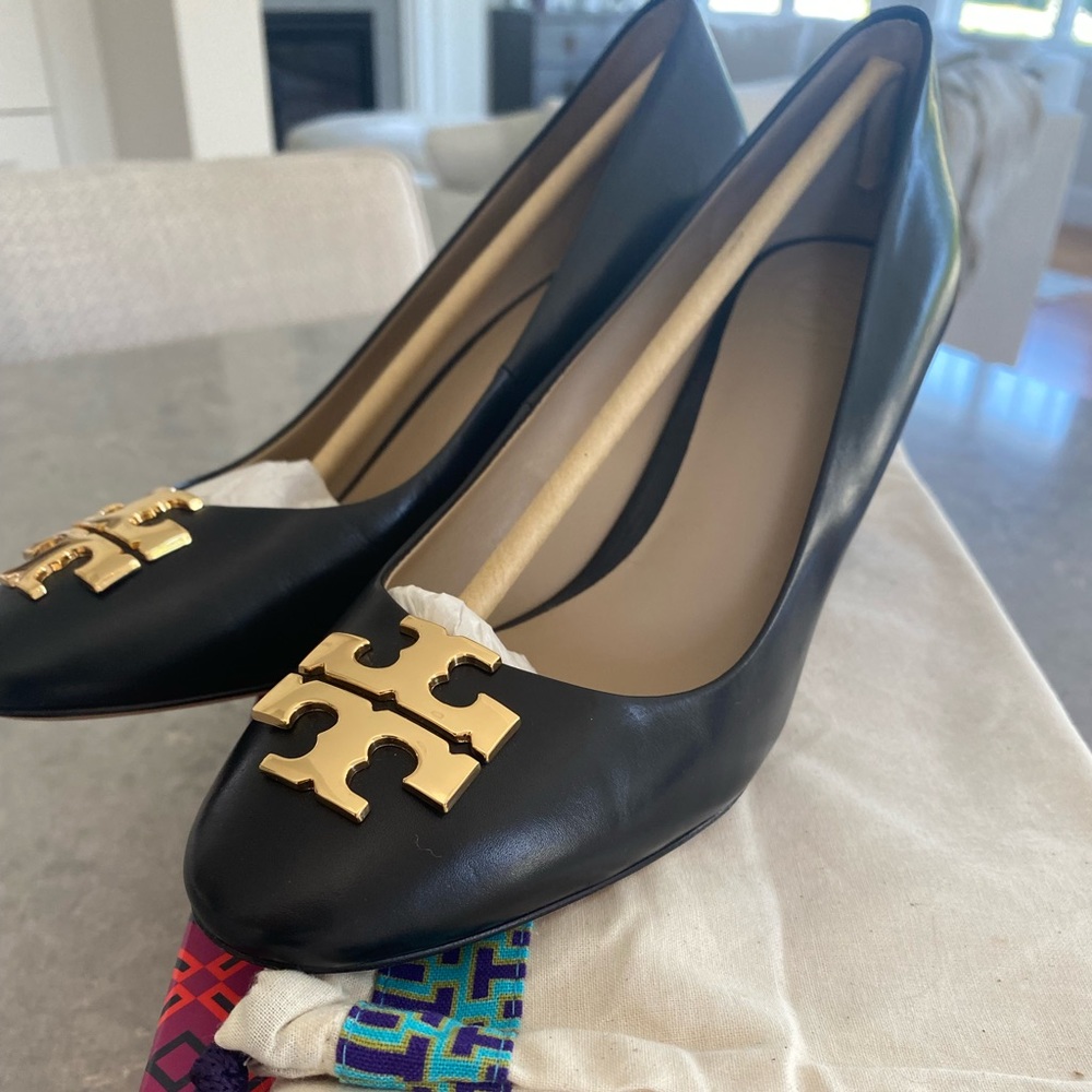 Tory Burch ‘Raleigh’ Leather Pumps